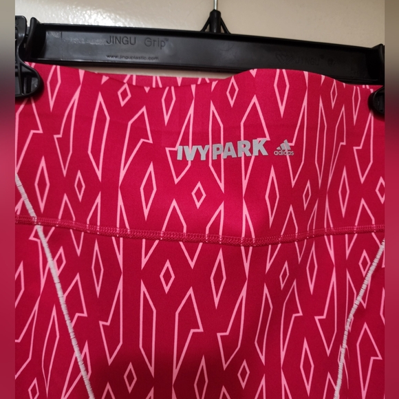 NWT Adidas x Ivy Park Shorts Size 1X - Picture 8 of 9